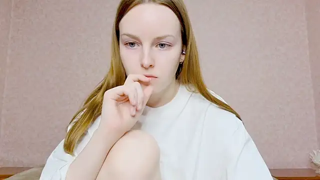 Snapshot of Wild__flowers chatting on 10.16.25 Wild  flowers online show from 10.16.25