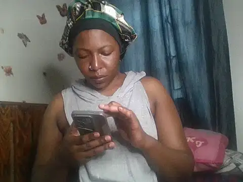 IAm Katie online show from 10.13.25