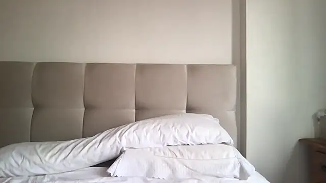 paolajonez online show from 12.03.24