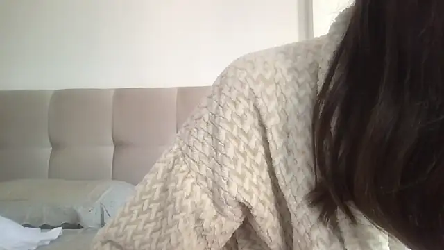 paolajonez online show from 09.15.25