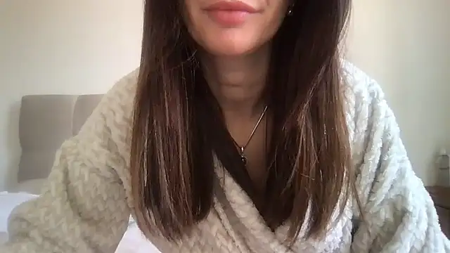 paolajonez online show from 10.20.25