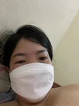 Snapshot of Hachi_Sweetbabie_ chatting on 03.22.25 Hachi Sweetbabie online show from 03.22.25