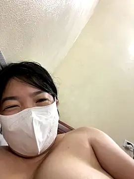 Hachi Sweetbabie  online show from 11.13.25