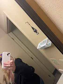 Lalalynn online show from 04.06.26