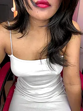 LeisyXO online show from 01.05.26