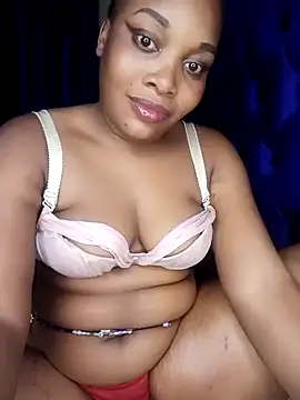 Snapshot of Queenshaz01 chatting on 01.27.25 Queenshaz01 online show from 01.27.25