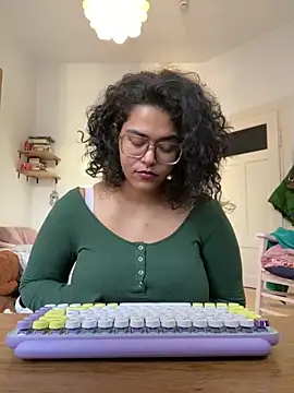 Curvydesifromgermany online show from 03.03.25