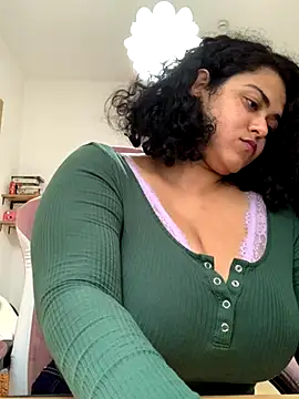 Curvydesifromgermany online show from 10.16.25