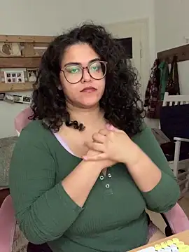 Curvydesifromgermany online show from 06.15.26