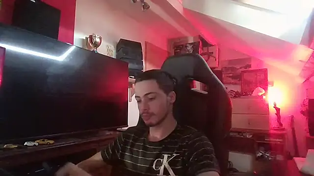 Logan23310 online show from 12.18.24