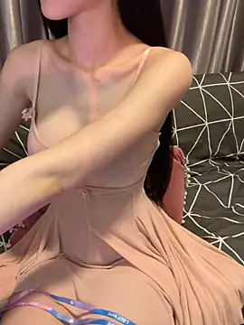 Snapshot of Almiraa68 chatting on 02.26.25 Almiraa68 online show from 02.26.25