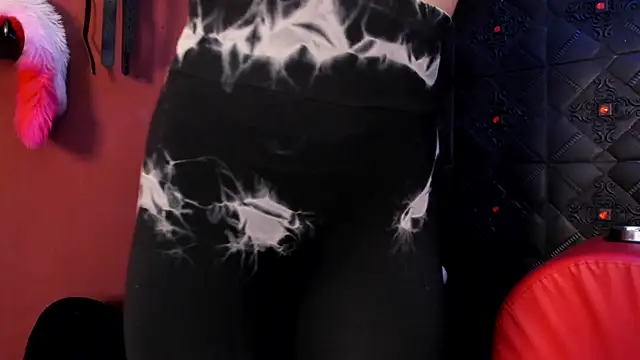 annavi  online show from 12.19.25