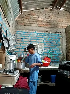 Lukas strong online show from 09.10.25