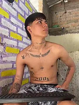 Lukas strong online show from 11.30.25