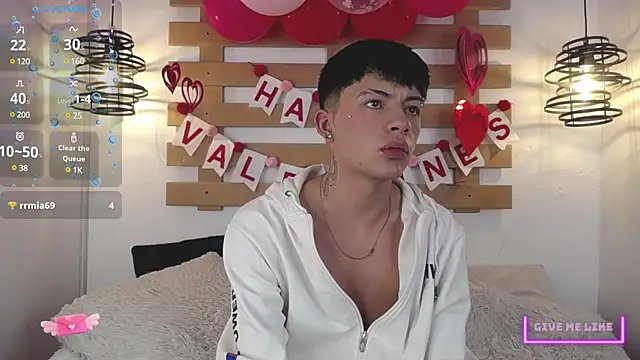 Steev Novoa online show from 02.14.25