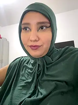 hannahayat online show from 10.08.25