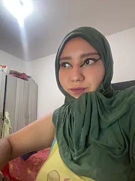 hannahayat online show from 04.12.26