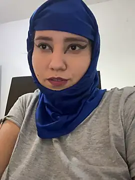 Snapshot of hannahayat chatting on 07.04.26 hannahayat online show from 07.04.26