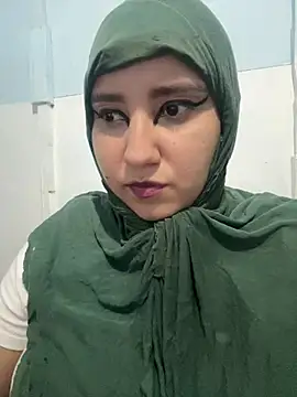 Snapshot of hannahayat chatting on 07.17.26 hannahayat online show from 07.17.26