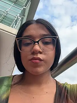 -VICKKY online show from 02.09.25