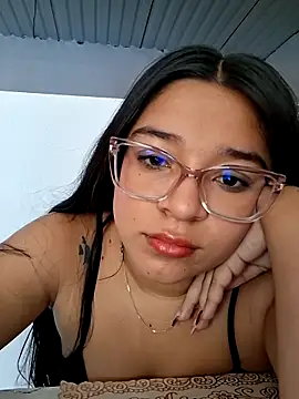 -VICKKY online show from 02.26.26