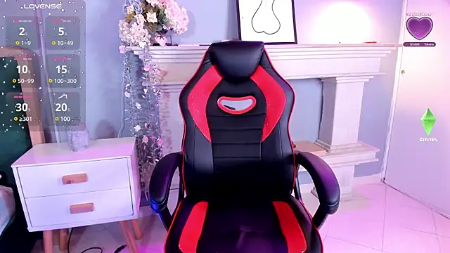 Snapshot of tiffany_becker chatting on 03.07.25 tiffany becker online show from 03.07.25