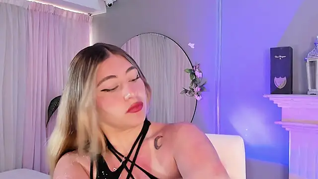 Snapshot of tiffany_becker chatting on 01.13.26 tiffany becker online show from 01.13.26