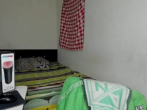 Snapshot of cardrey05 chatting on 03.23.26 cardrey05 online show from 03.23.26