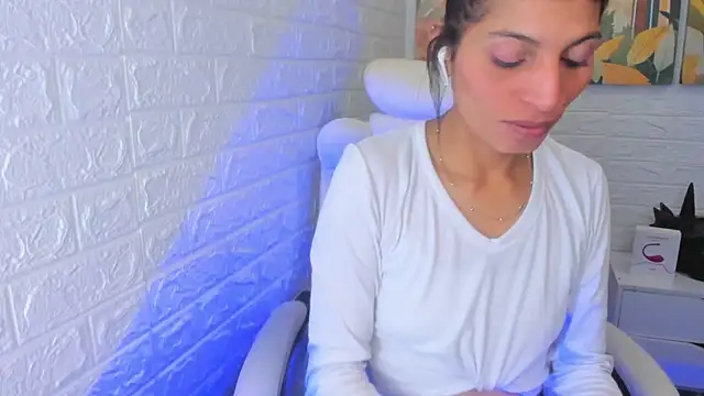 ImCrazzy online show from 02.13.25