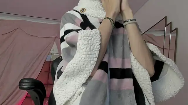 BonnieCute  online show from 02.01.25