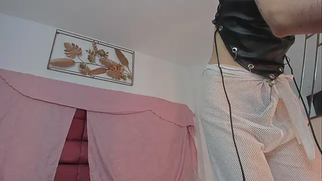 BonnieCute  online show from 12.15.25