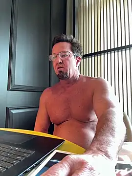 sluttydylan online show from 01.06.26