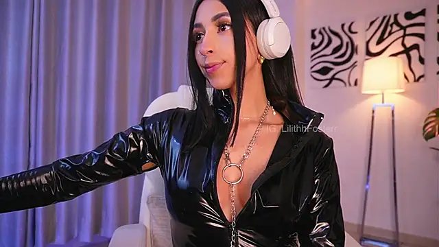 Lilithfosterr online show from 02.19.25