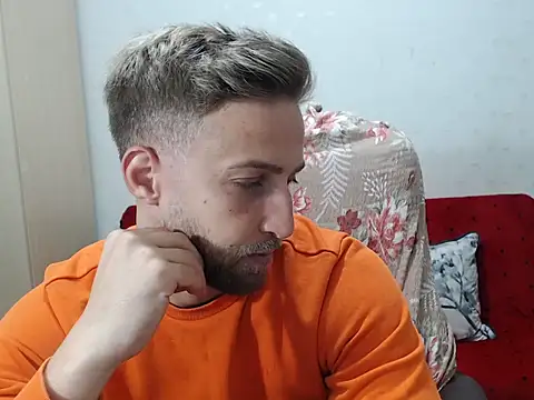 Snapshot of PrinceEagle chatting on 10.11.25 PrinceEagle online show from 10.11.25