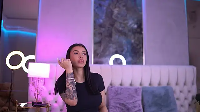 AishaDevoe online show from 02.05.25