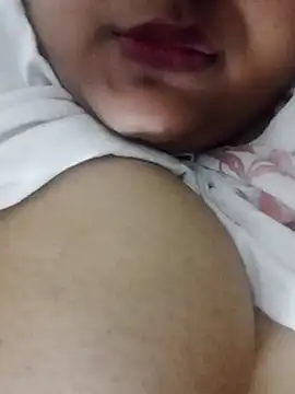 Snapshot of smile_pretty chatting on 01.17.25 smile pretty online show from 01.17.25