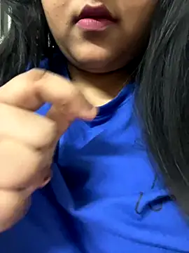 Snapshot of smile_pretty chatting on 11.14.25 smile pretty online show from 11.14.25