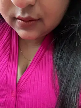 Snapshot of smile_pretty chatting on 02.19.26 smile pretty online show from 02.19.26