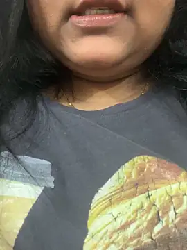 Snapshot of smile_pretty chatting on 03.16.26 smile pretty online show from 03.16.26