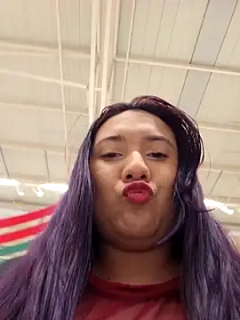 Snapshot of Blushing_Katy chatting on 12.17.25 Blushing Katy online show from 12.17.25