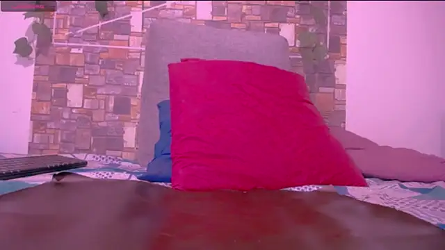 CrazyRousex online show from 09.18.25