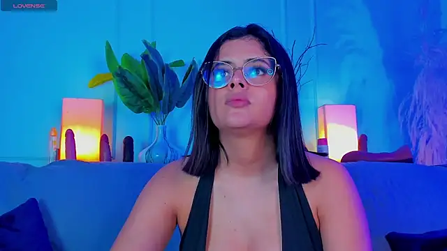 Elizabeth VonSweet online show from 03.04.26