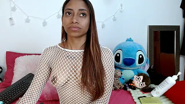 kendallsweet7 online show from 02.19.25