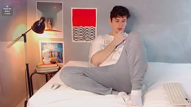 Elio555 online show from 11.16.25