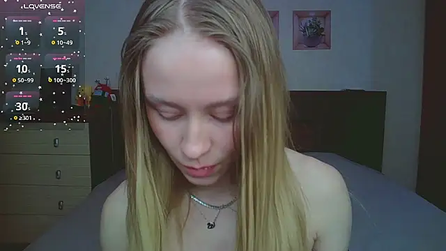 Snapshot of Lily__Devil chatting on 01.09.26 Lily Devil online show from 01.09.26