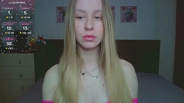 Snapshot of Lily__Devil chatting on 01.12.26 Lily Devil online show from 01.12.26