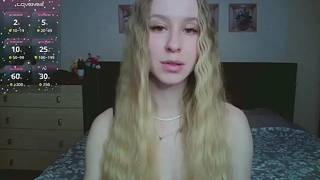 Snapshot of Lily__Devil chatting on 02.11.26 Lily Devil online show from 02.11.26