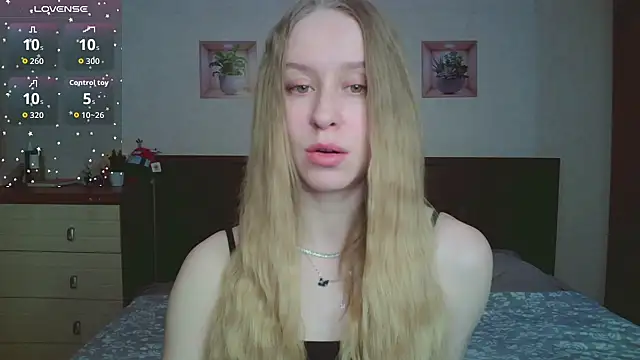 Snapshot of Lily__Devil chatting on 02.28.26 Lily Devil online show from 02.28.26