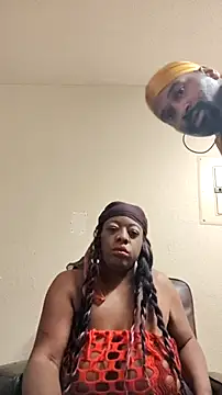 Snapshot of Cocolious_GAPeach_84 chatting on 03.19.25 Cocolious GAPeach 84 online show from 03.19.25