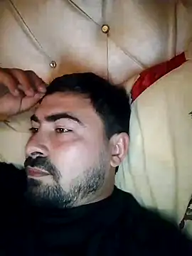 Snapshot of eminrehi chatting on 09.10.25 eminrehi online show from 09.10.25